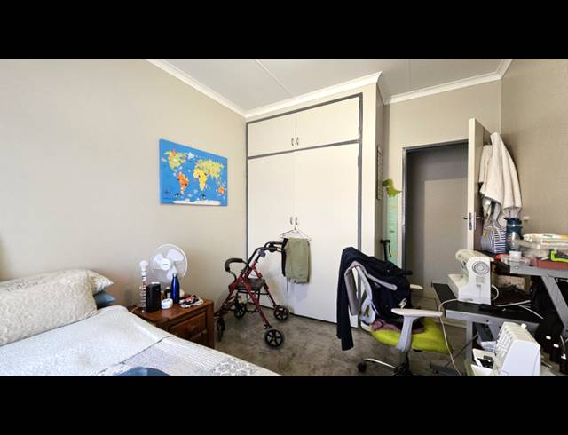 3 BEDROOM TOWNHOUSE FOR SALE IN MORELETA PARK